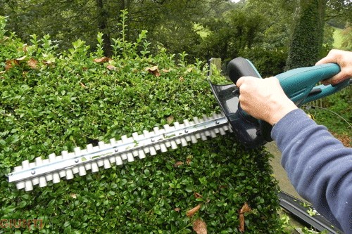 Makita TAGLIASIEPI ELETTRICO mod. UH5570 LAMA 70 CM - immagine 3