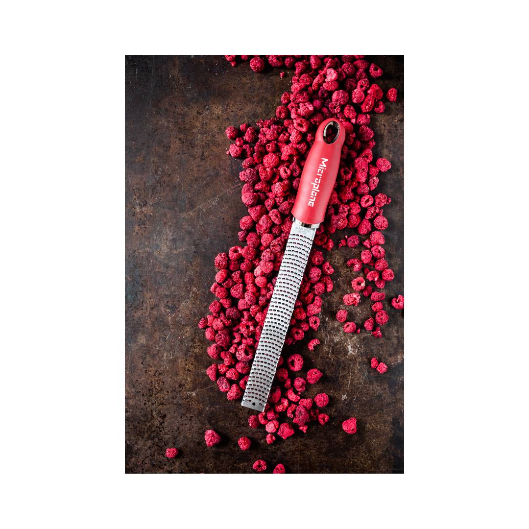 Grattugia Microplane Zester – Rosso Borgogna New Color - immagine 4