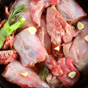 Coniglio Nostrano (mezzo) tagliato a pezzi