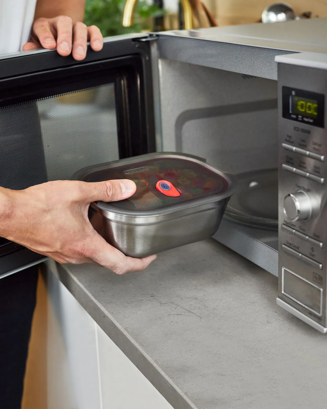 Lunch Box Acciaio per Microonde “Black+Blum MultiFunction” 1,2 litri - immagine 3